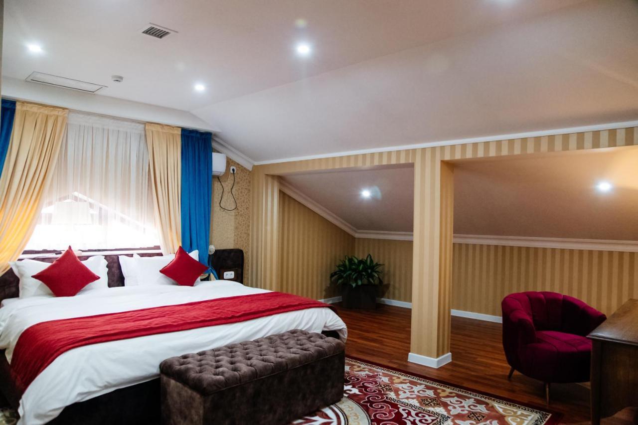Boutique Hotel Silk Way Turkistan Eksteriør billede